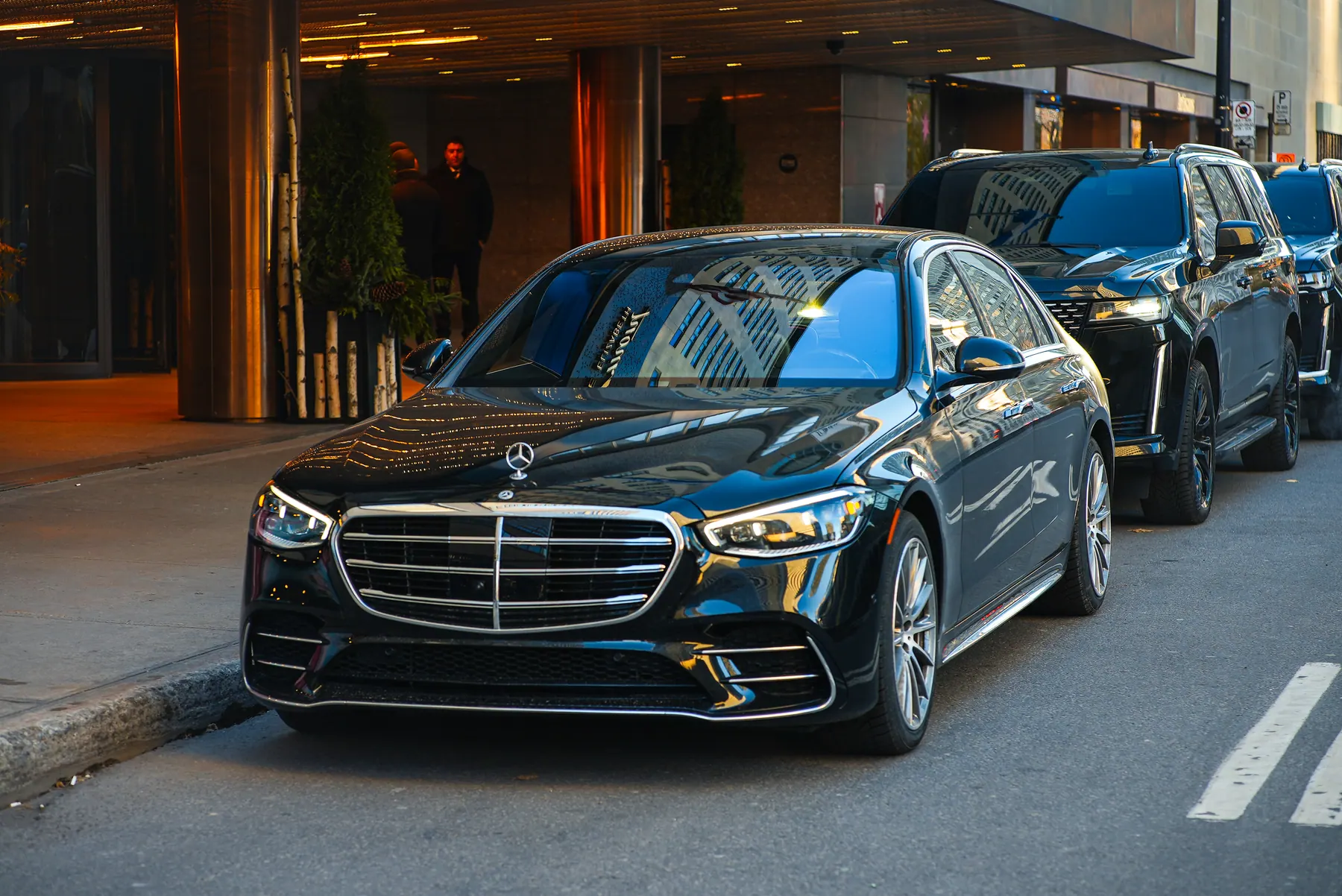 VIP Lane sedan and SUV for corporate chauffeur service in Montreal